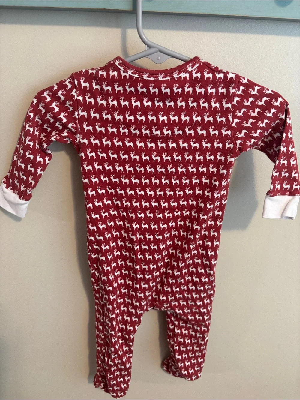Lila and Hayes Red Reindeer Print Zip Footed Sleeper size 6-9 months pima cotton